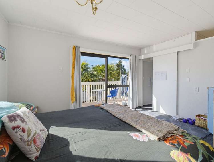 68b Robinson Avenue Holdens Bay_11