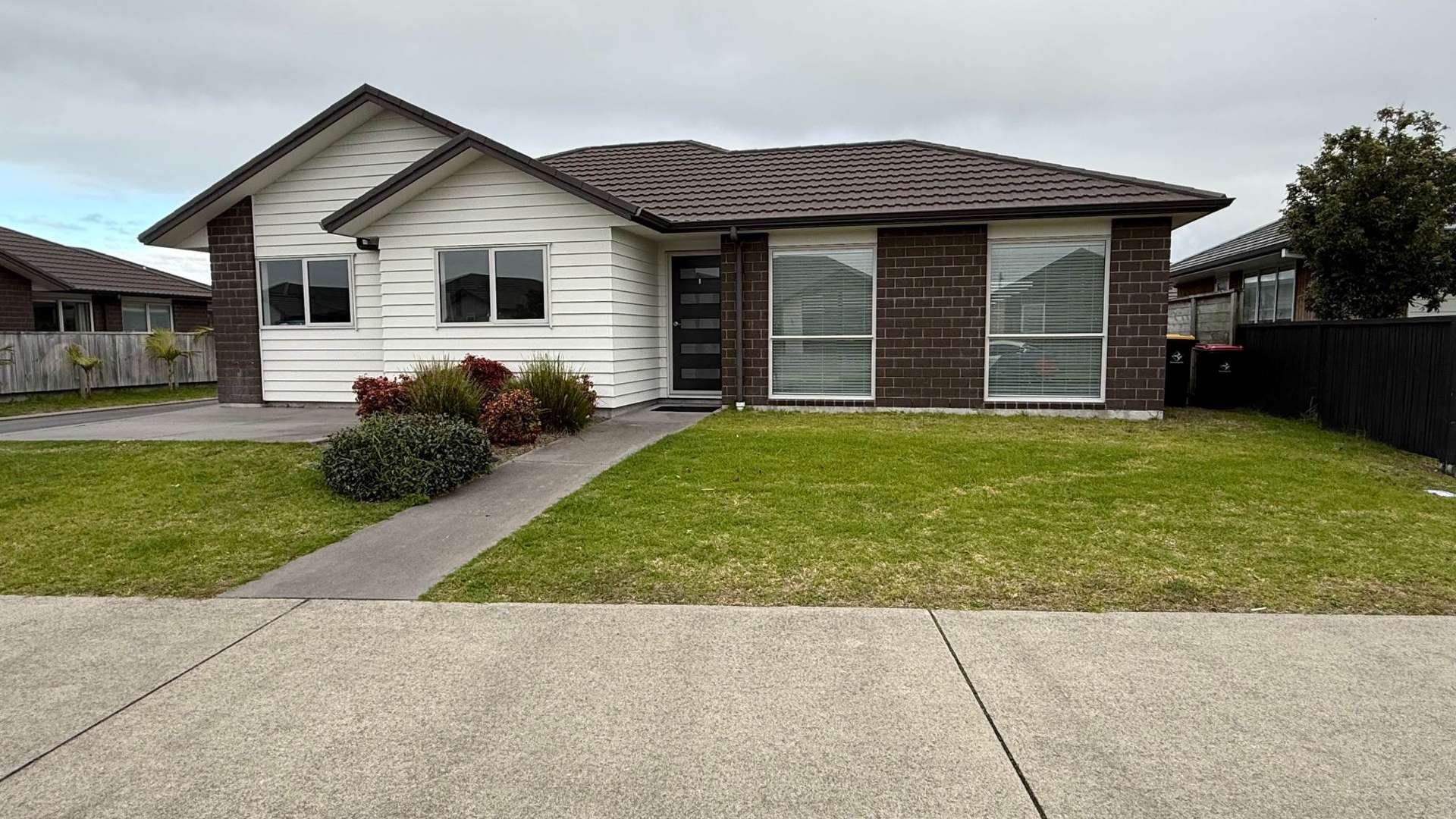 17 Hills View Drive Papamoa_0