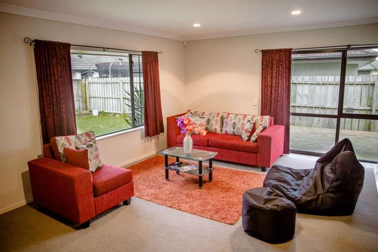 15 Old Park Place Takanini_5