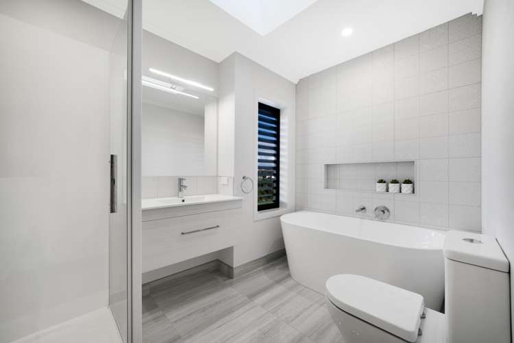 2 Kira Road Flat Bush_12