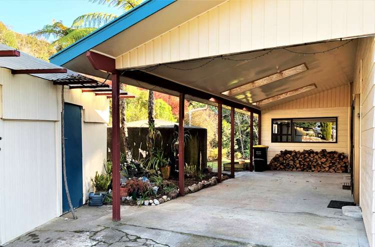 19 Charlett Point Road Kahurangi National Park_16