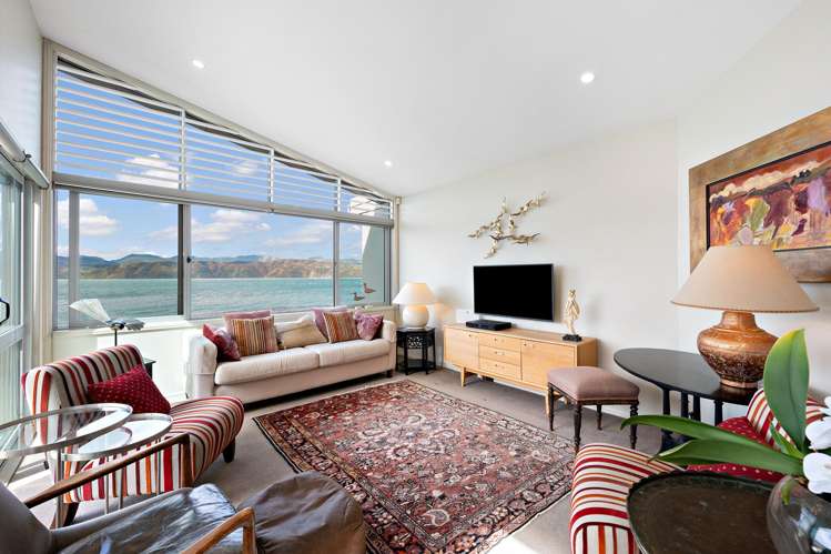 4/275 Karaka Bay Road Karaka Bays_2