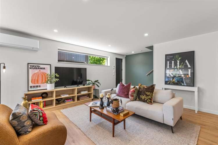 2/104 Burke Street Sydenham_9