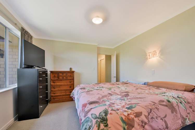 7a Forget-me-not Lane Richmond_15