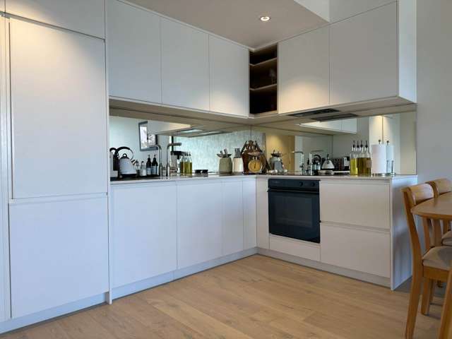 202/45 Hudson Bay Road Hobsonville_1