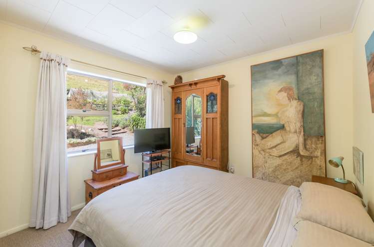 442 Church Valley Road Wakefield_9