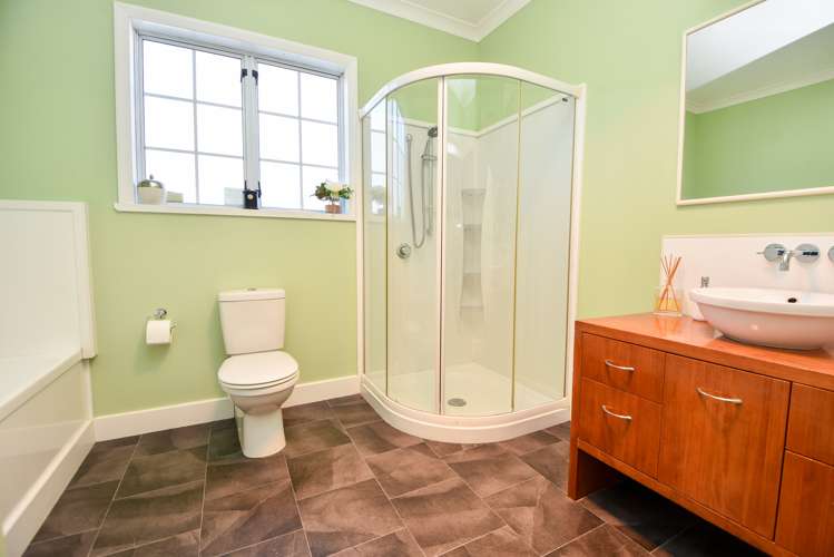 62 Park Road Carterton_13