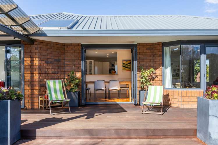 11a Bowling Road Greenmeadows_12