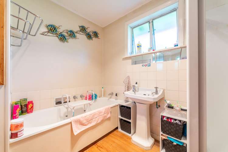 3 Paignton Street West End_11