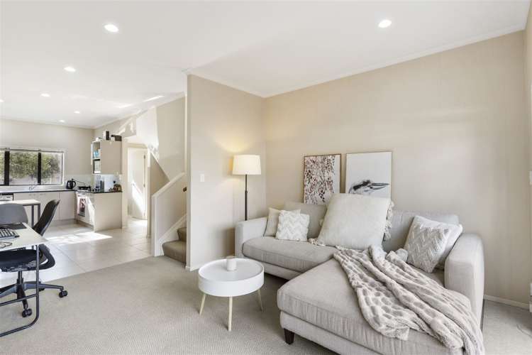 7 Skip Lane East Tamaki_5