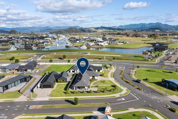 2 Ngaroma Crescent Whitianga_26