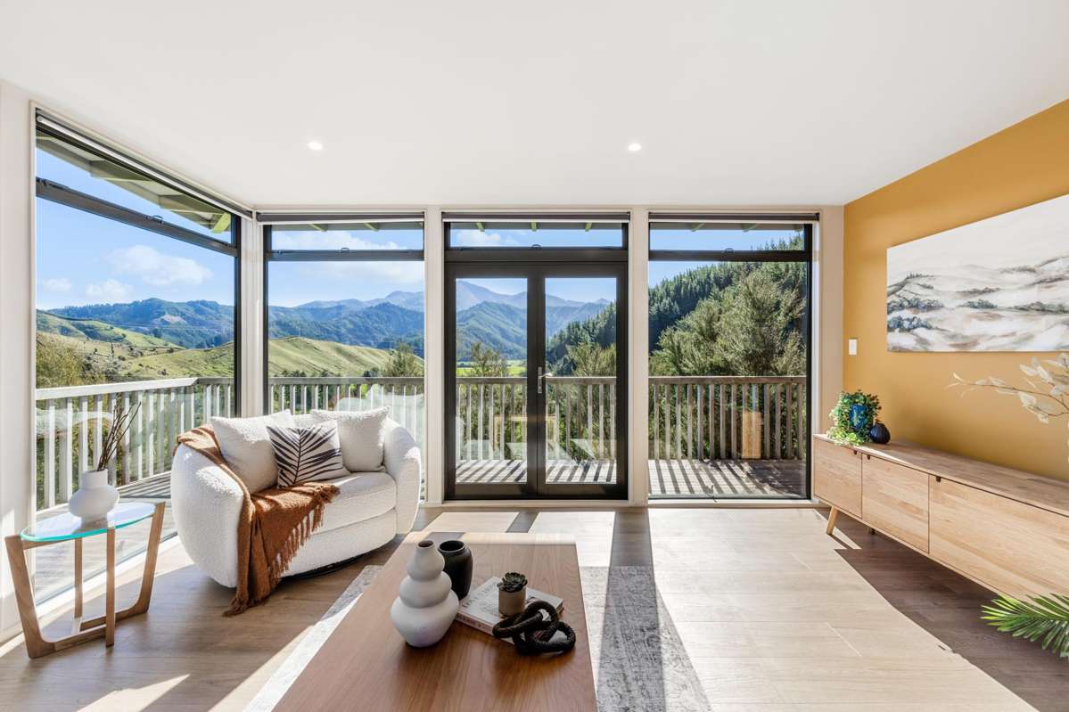 140 Leslies Road_4