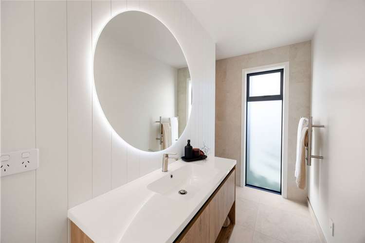 27 Whakahaumako Road Cambridge_17