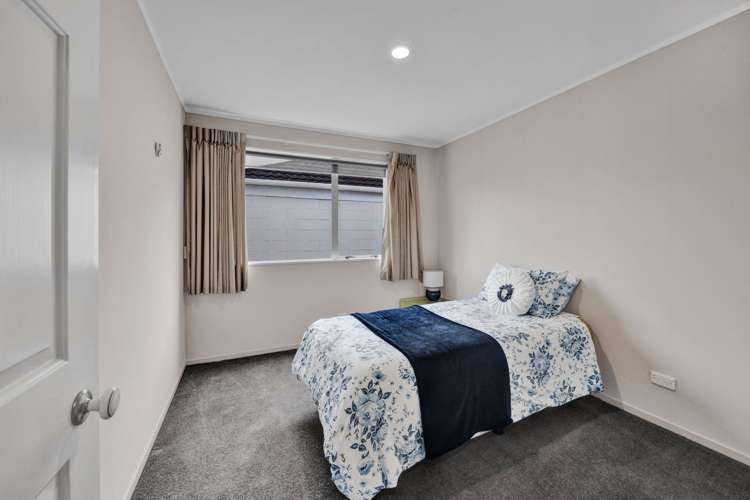 54 Karina Road Merrilands_38