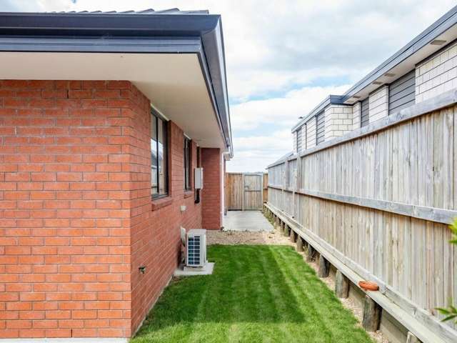 31 Waruhia Crescent Rototuna North_4