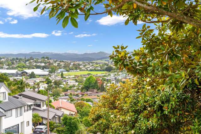 Top Street, Top Views, Top Section!