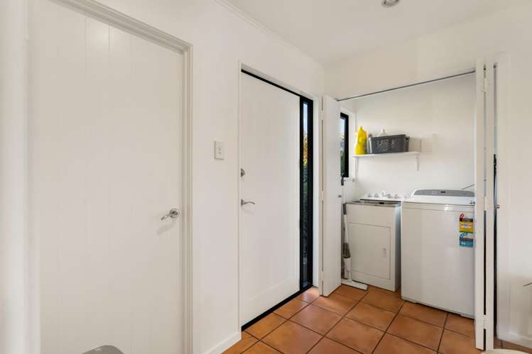 202 Stone Street Wanaka_14