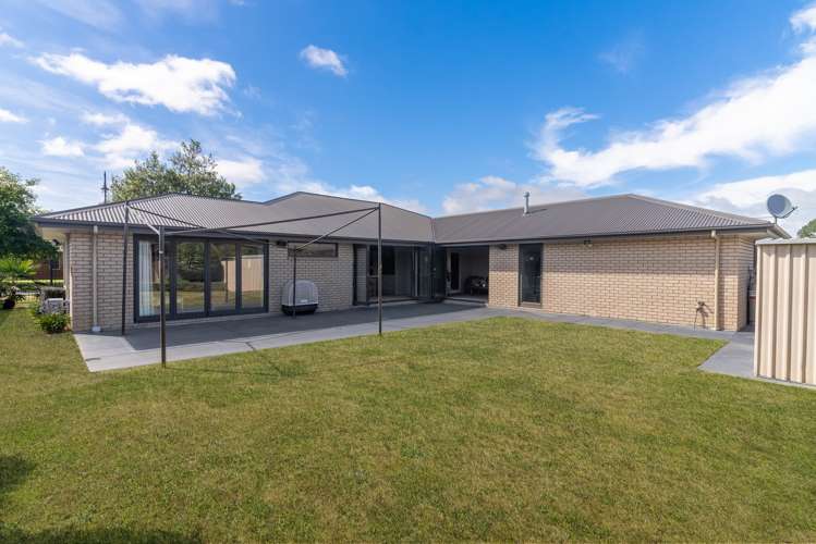 1 Heathridge Place Lincoln_24