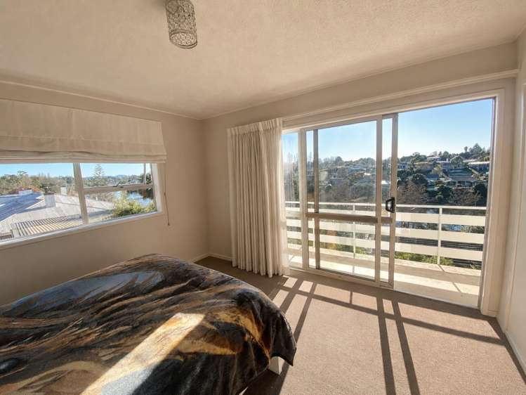 1/1196 Victoria Street 3295_3