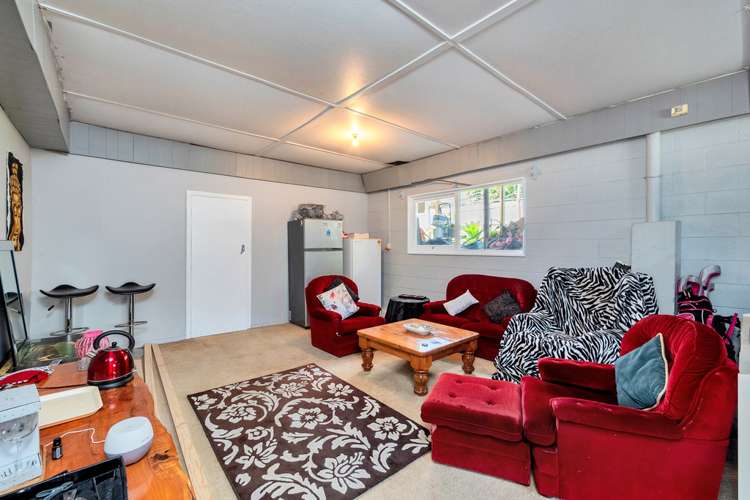 46 Clark Road Pahurehure_15