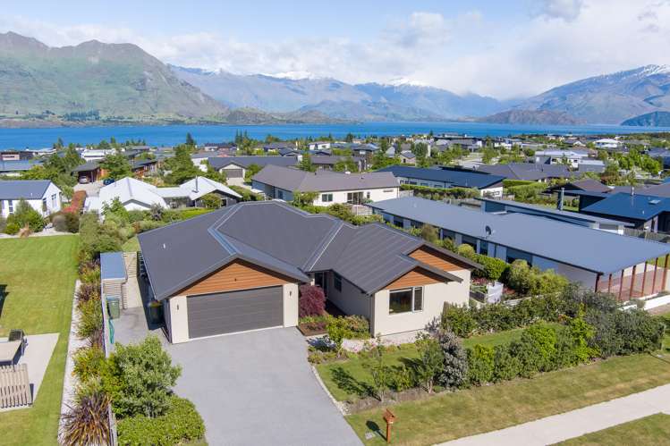 5 Centre Crescent Wanaka_35