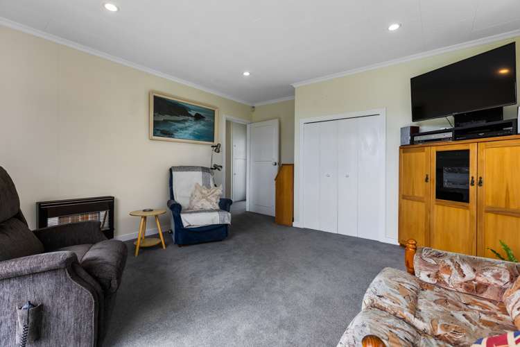 11 Karaka Street Merrilands_8