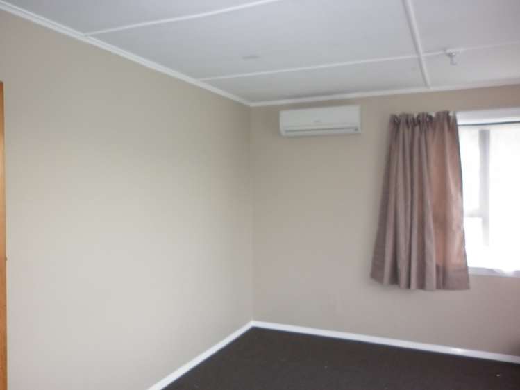 25 Leicester Crescent Hoon Hay_4