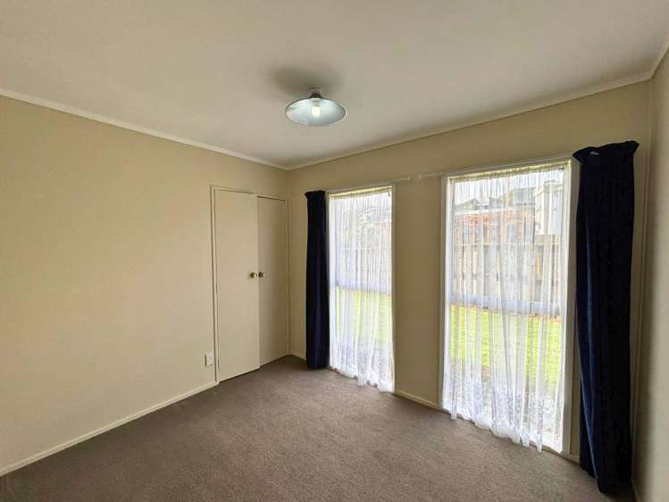 52 Kurnell Drive Botany Downs_12