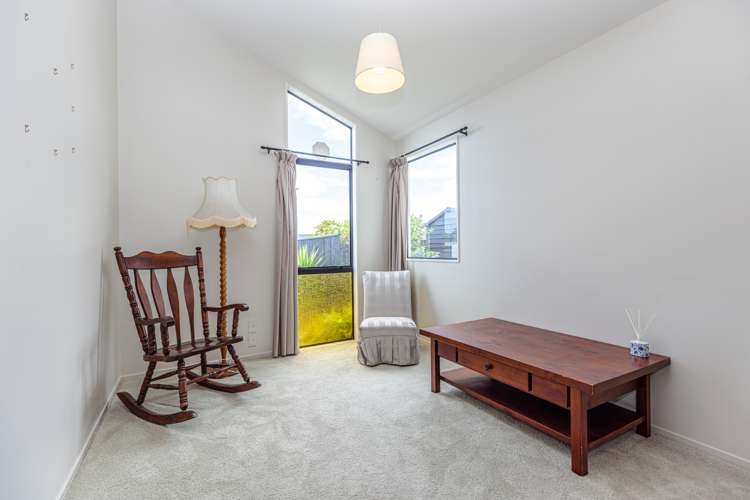 8 Bens Place Springvale_15