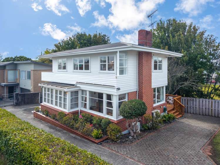 16 Belfast Street Hillsborough_39