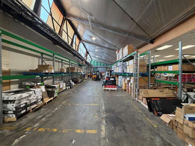 Unit B, 41 Morrin Road Saint Johns_1