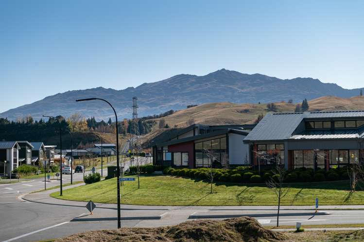 2 Jones Avenue Lower Shotover_17