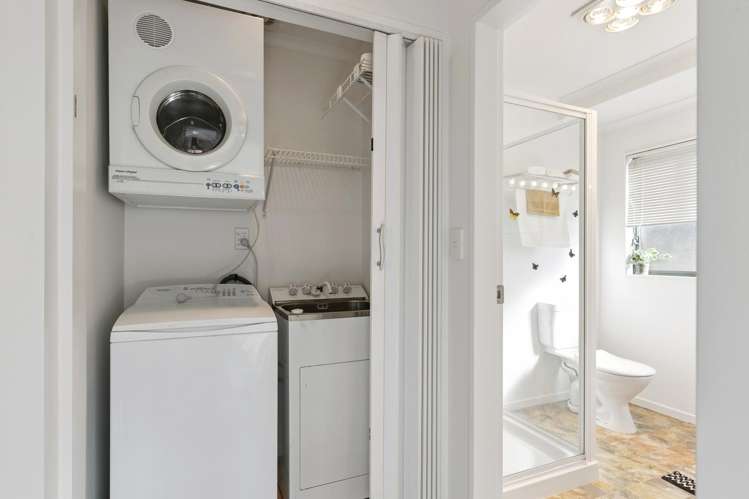 6/42 Main Road Tawa_9