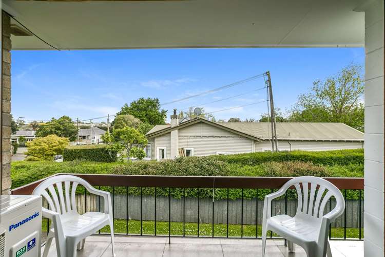 3/4 Moreland Road Mount Albert_16