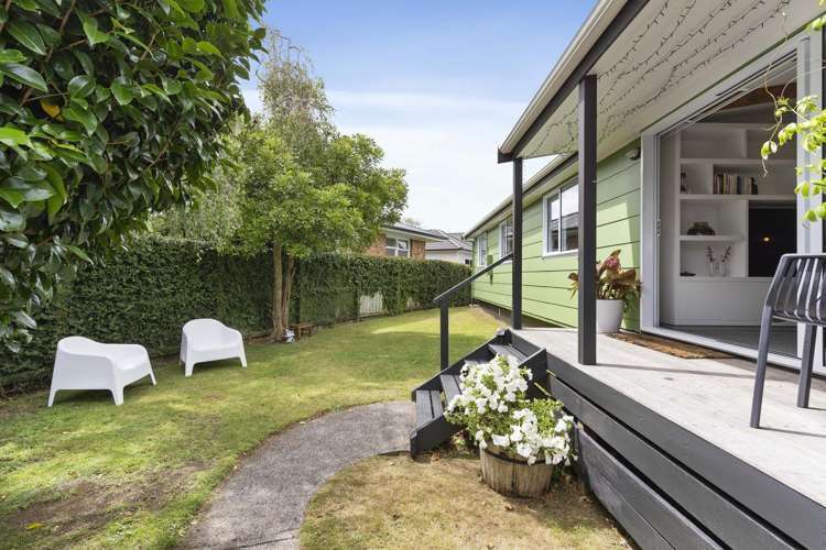 1/2 Springbank Lane Te Atatu Peninsula_14