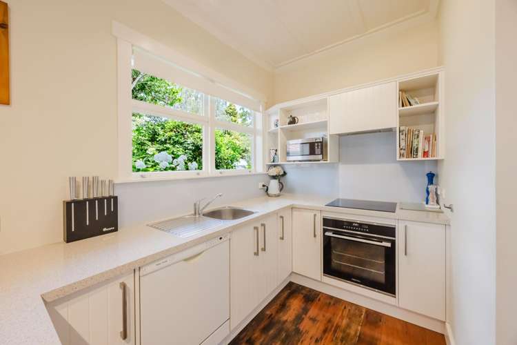 627 Nelson Street North Mahora_11