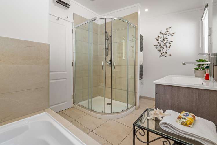 29 Thornicroft Road Waitati_18