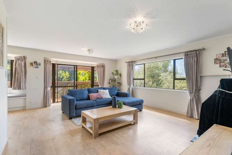 2/12 Greenvalley Rise Glenfield_3