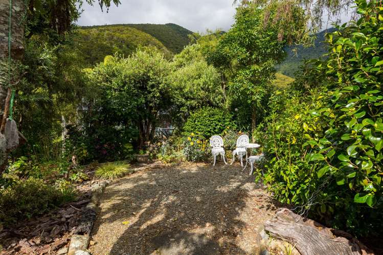 3 Ruataniwha Place Okiwi Bay_19