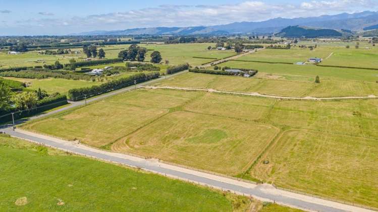 223 Kuku Beach Road and James Farm Lane Levin_10