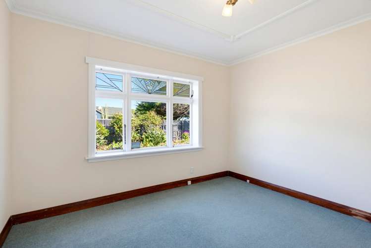 6 Adrian Grove Waikanae Beach_18
