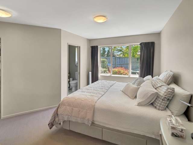 24 John Campbell Crescent 1454_4