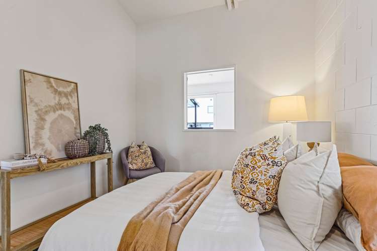 7 /25 Winchester Street Merivale_8