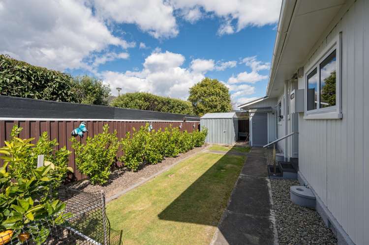 1/25 Kipling Crescent Stoke_15