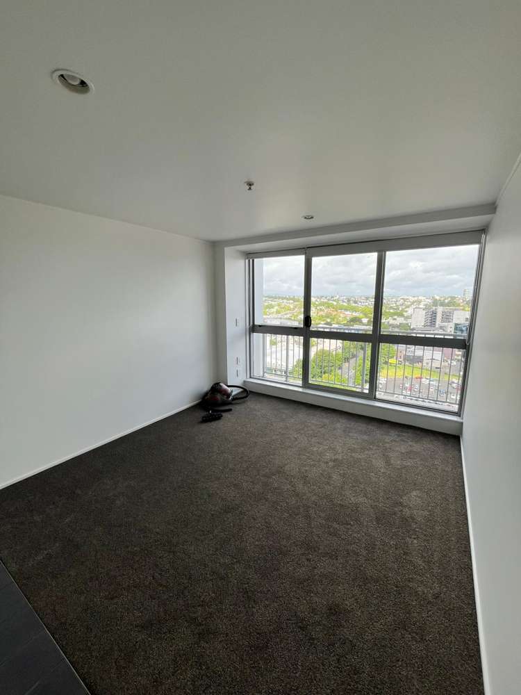 1235/72 Nelson Street Auckland Central_4