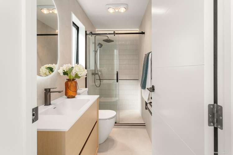 3/1 Montana Avenue Murrays Bay_75