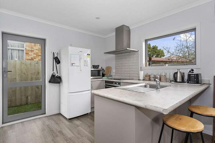 34B Sapphire Place 1053_2