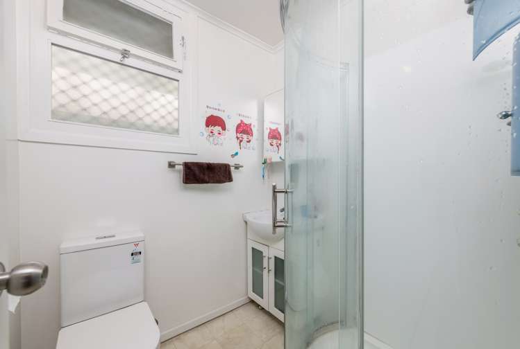 1/22 Larnoch Road Henderson_13