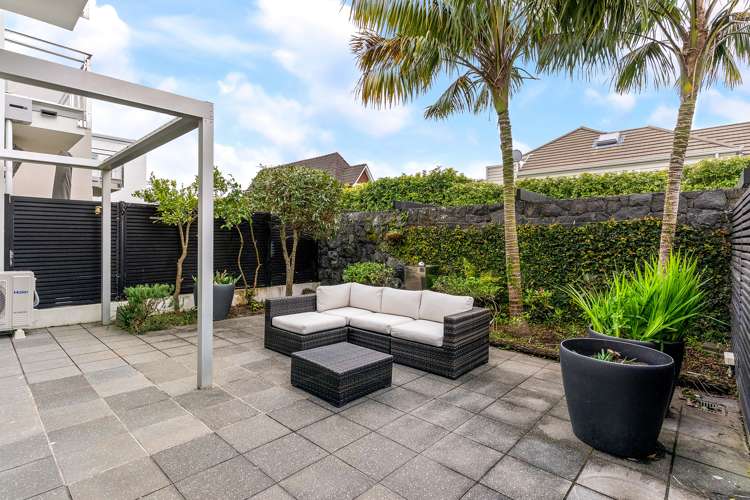 5/258 Hurstmere Road Takapuna_22