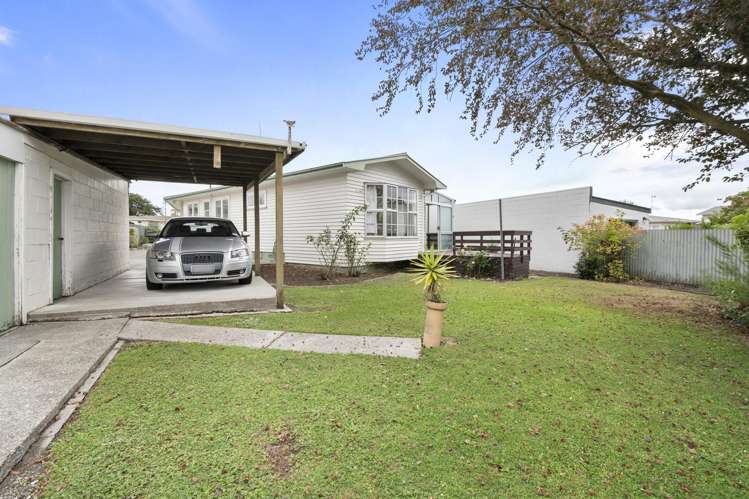 18 Fairview Avenue Feilding_23